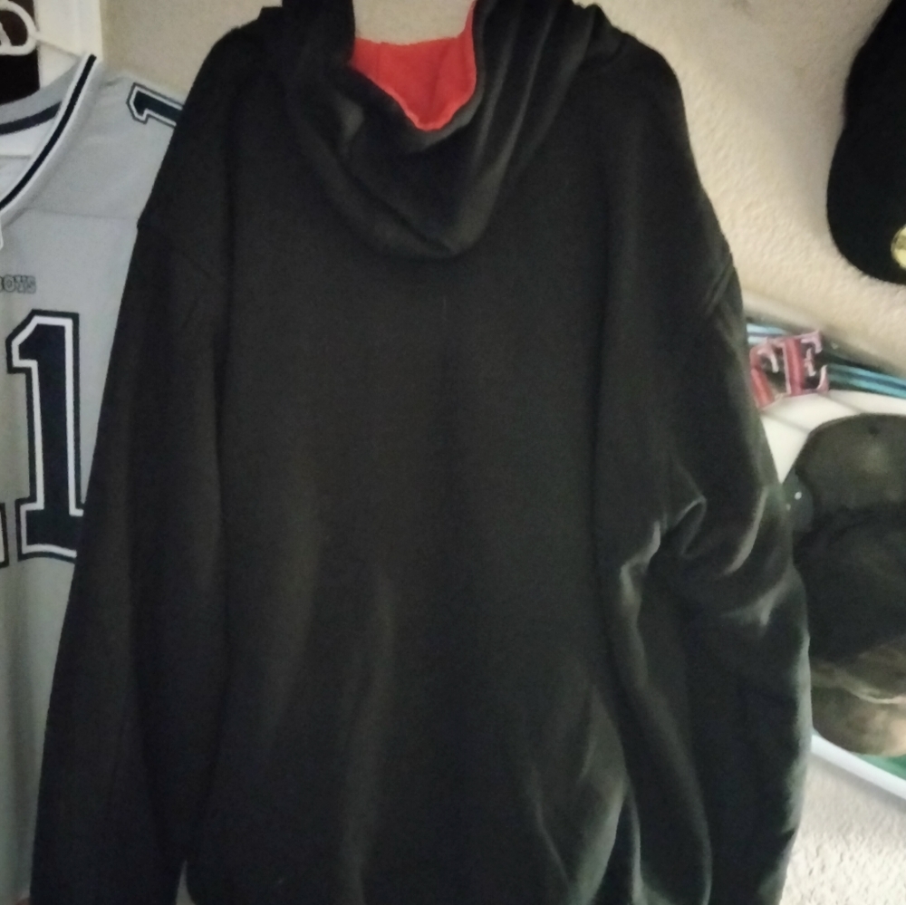 Kansas City Chiefs zip up 2X 80 bucks